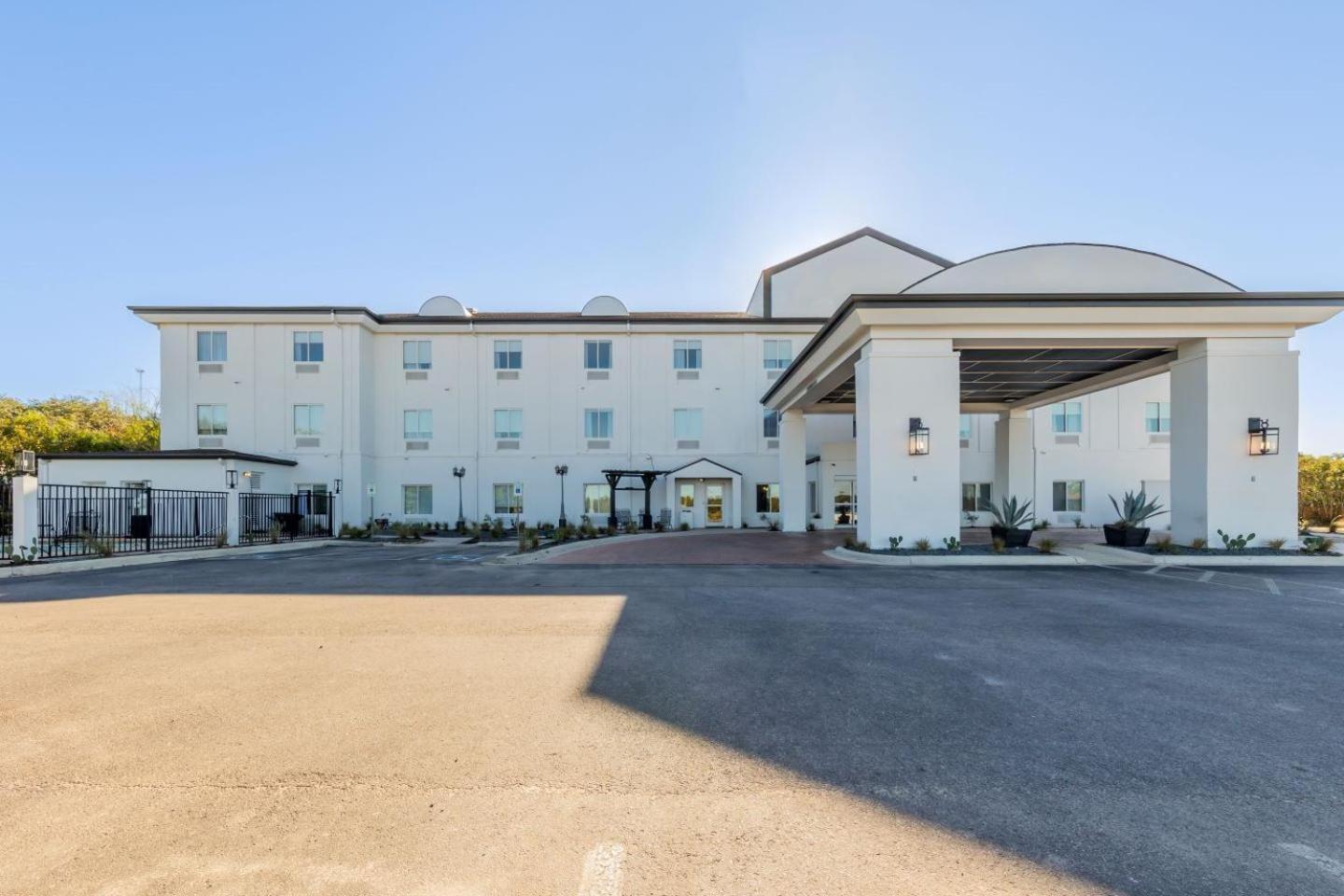 Blanco River Hotel Exterior foto